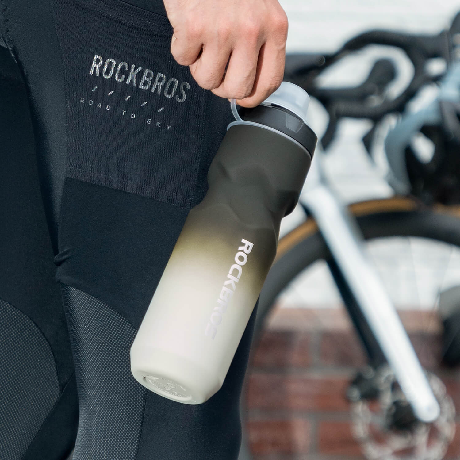 Fahrradflasche mit auslaufsicherem Pull - Top - Verschluss 600/750ml - Fahrradflasche ROCKBROS - EU - NooMii