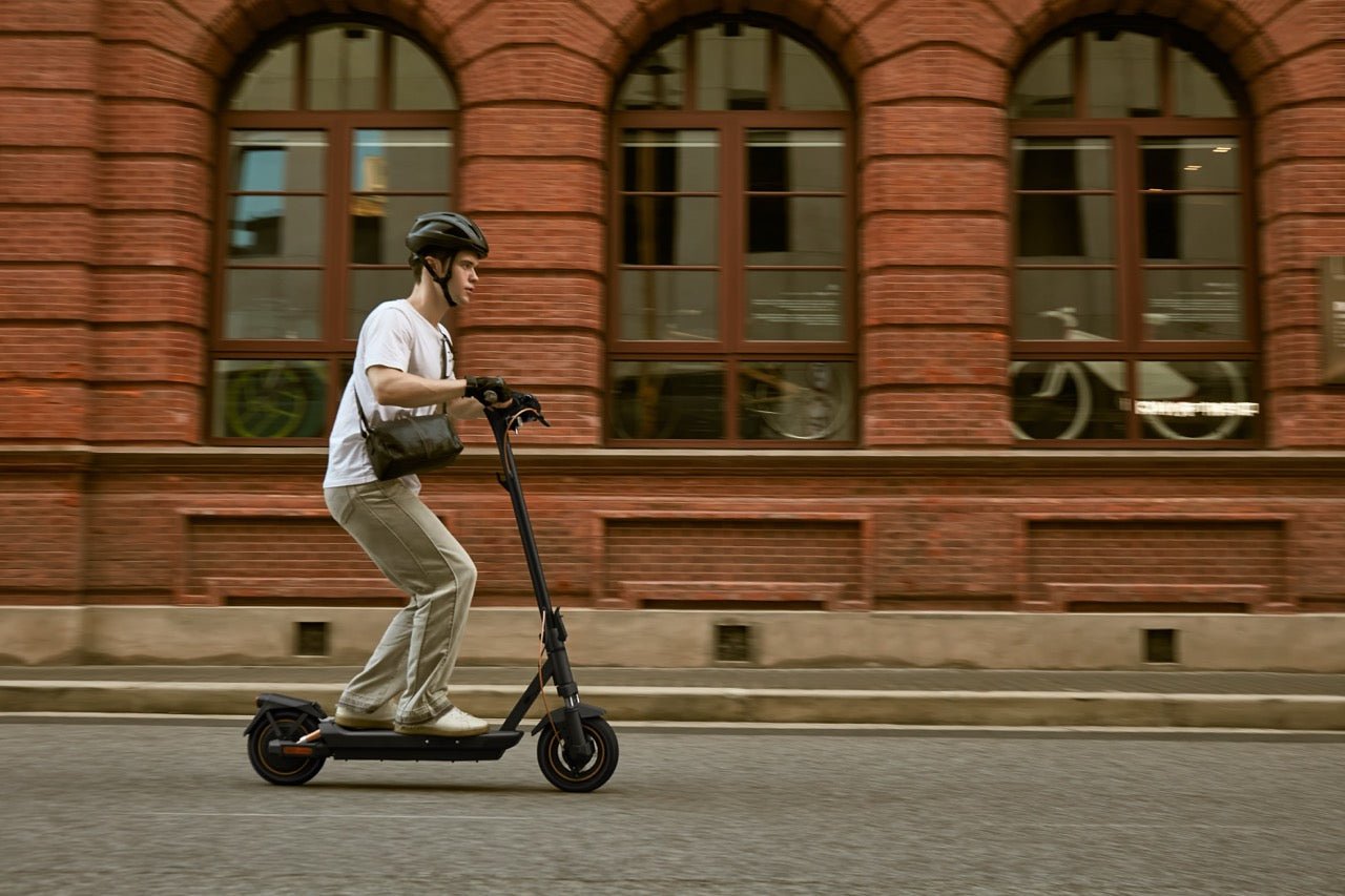 NAVEE GT3 Pro E - Scooter - NooMii
