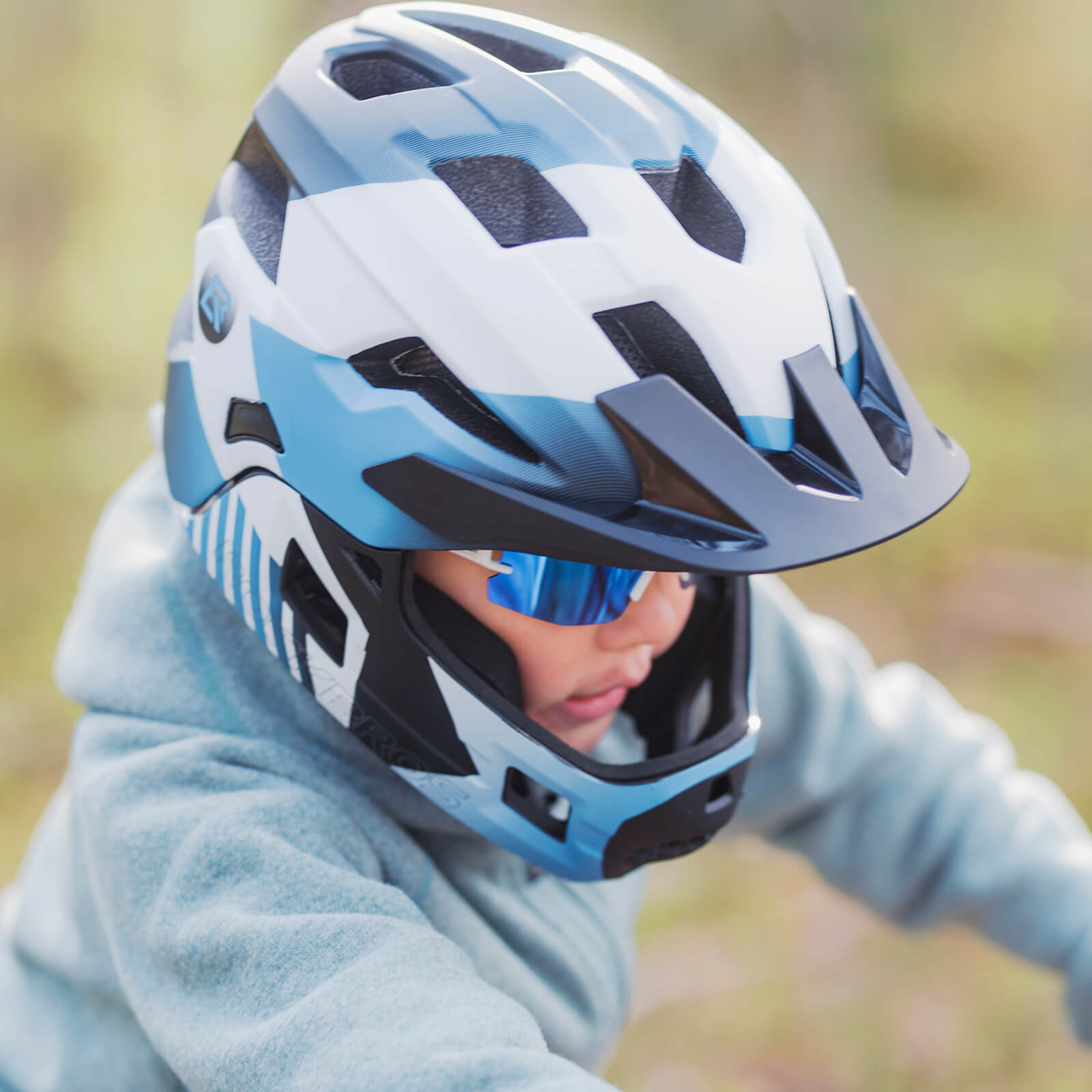 ROCKBROS Kinderhelm BMX MTB Downhill Helm mit Abnehmbarem Kinnschutz und Krempe - Helme für Kinder ROCKBROS - EU - NooMii
